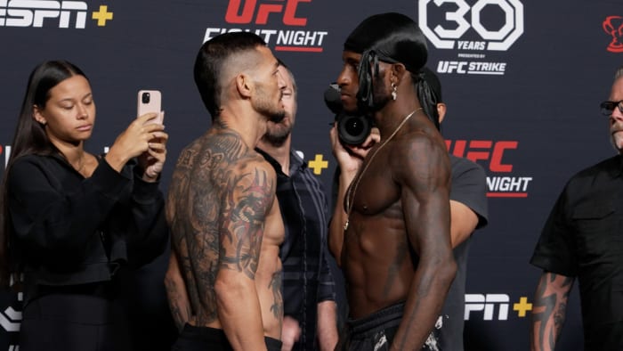 Cub Swanson and Hakeem Dawodu.